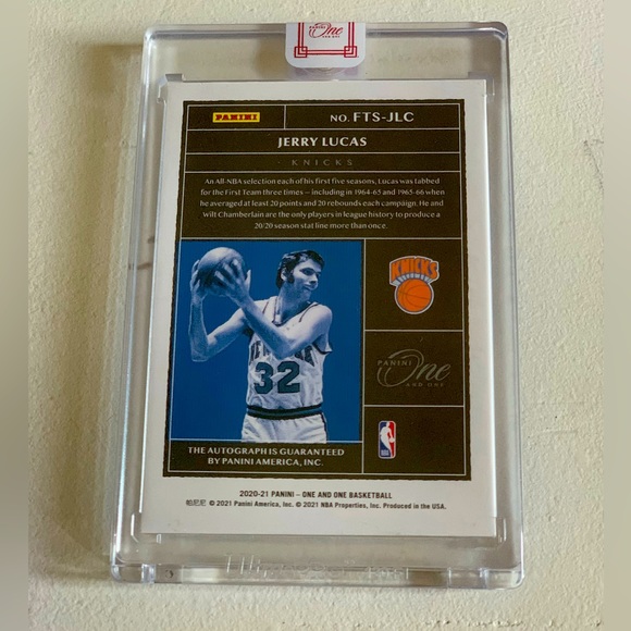 Jerry Lucas 2020-21 Panini One and One Auto #03/75 - Picture 2 of 2